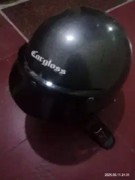 Helm Cargloss warna abu abu