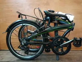 Sepeda lipat Polygon Urbano