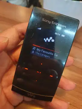 Sony Ericsson W980 piano black mulus hp cas ex kolpri