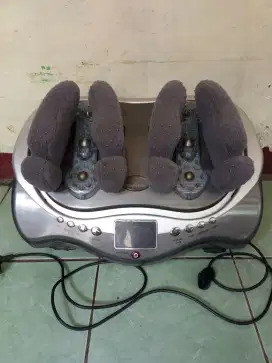 Mesin pijat/terapi kaki merk OGAWA