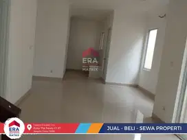 Rumah lebar 10 jual cepat harga bagus di  Thames Jakarta Garden City