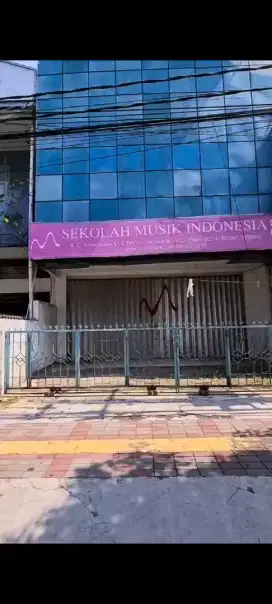 Dijual Tanah & Bangunan 2 Muka Dekat UGM, 1.167 m², Cocok Usaha