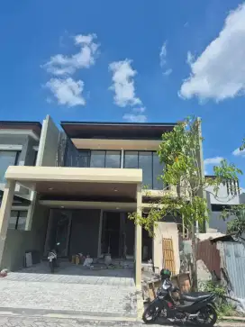 Dijual Rumah Baru Woodland Citraland, 153 m², 4KT, Harga 4,25M Nego