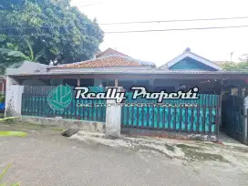 Rumah Luas di Jaticempaka Hanya Hitung Harga Tanah