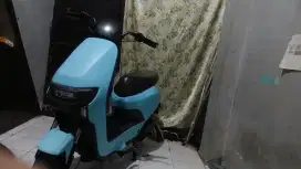 SEPEDA LISTRIK U WINFLY M70