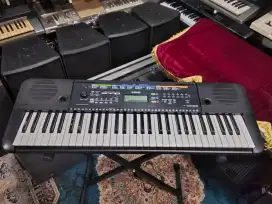 Keyboard Yamaha PSR E253