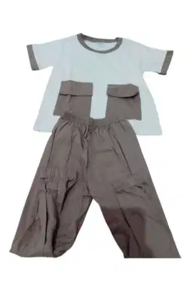 Setelan baju anak