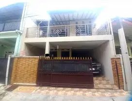 Rumah Dalam Komplek di Pondok Kelapa Lokasi Strategis Kondisi Lagi BU