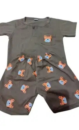 Setelan baju anak