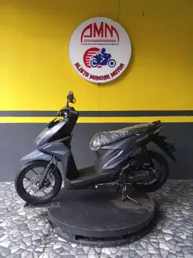 HONDA BEAT DELUXE TH 2023 PLAT DEOK BISA CASH / KREDIT
