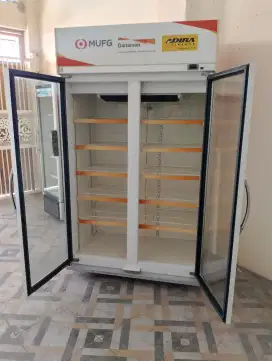 Showcase 2 Pintu 1050 Liter Masih Original Super Dingin Tinggal Nyeees