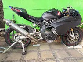 HONDA CBR250RR NON ABS 2017 KM 7K MULUS PAJAK HIDUP