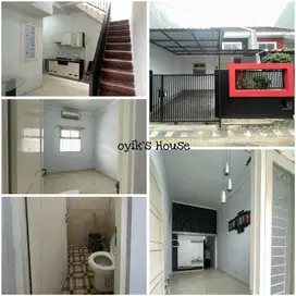 Sewa rumah bersih, terawat & lokasi strategis
