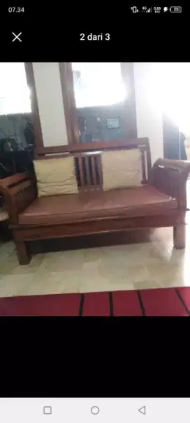 Satu set kursi meja jati
