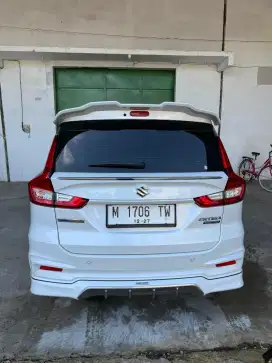 Suzuki Ertiga sport AT Hybrid type tertinggi