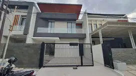 Jual Rumah Baru Manyar