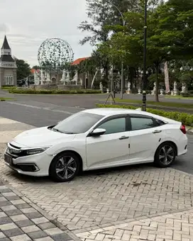 Honda Civic Turbo ES Saloon Non Hatchback 2020 / 2021 Limited Edition