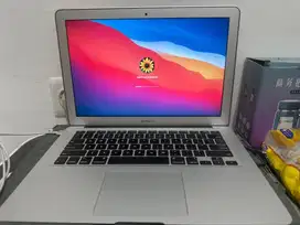 Jual Macbook air 2017 bekas tapi mulus