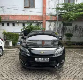 TOYOTA HARRIER 2.0 ADVANCED PREMIUM 2015
