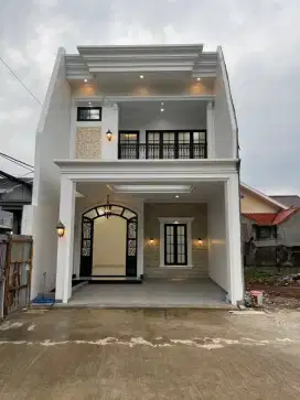 Rumah mewah dekat kampus UI dan tol