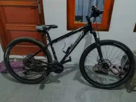 SEPEDA POLYGON PREMIE 3 TYPE S 27.5