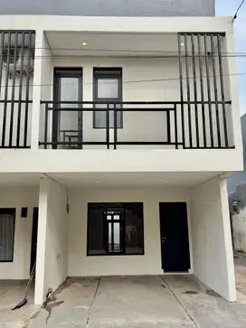 JUAL DIBAWAH HARGA PASAR Rumah baru minimalis 2  lantai Karawang