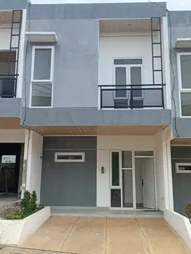 Djual Rumah 2 lantai di pamulang