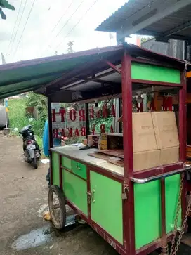 Roda Martabak dan Roti Bakar