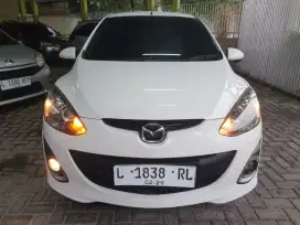 Mazda 2 R sporty 2013 automatic istw BS krdt
