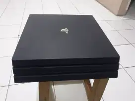 PS 4 PRO 1 TB ORIGINAL