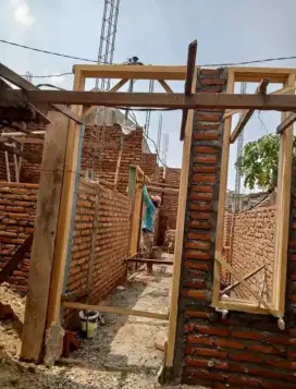 Tukang bangunan borongan