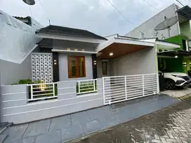 Rumah dijual perumanan Griya Taman Asri dekat Mall SCH