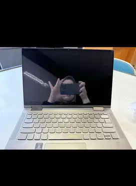 Laptop Lenovo Yoga Slim 7i