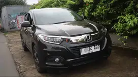 HR-V E CVT 2019 HR V 2019 LOW KM 14000KM DARK OLIVE METALLIC HRV E