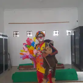 Paket ulangtahun Yogyakarta badut dekorasi sulap bubbleshow puppetshow
