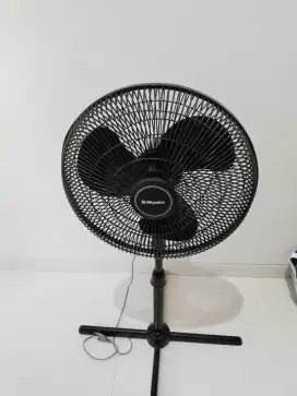 Dijual cepat!! Kipas Angin miyako Kondisi OK