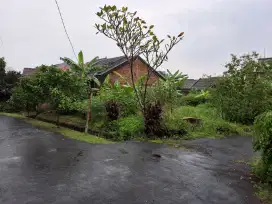 Dijual Tanah posisi Hook perumahan Sawangan Permai Depok (NEGO)
