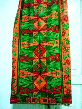 Rok panjang batik overslag
