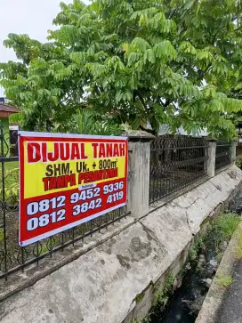 dijual tanah 800m²