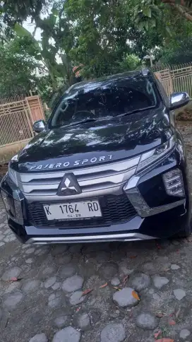 Pajero Dakar 4x2 th 2023 tangan pertama, low km, full ori