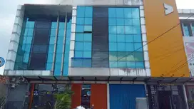 Disewakan Ruko Tharin Cikokol Tangerang Lokasi Depan jalan Utama