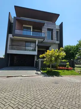Rumah Pakuwon Indah Minimalis Ciamik Harga Nego Aja