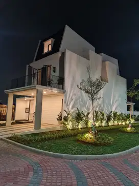 Maison de Wisteria, Rumah Mewah Jakarta