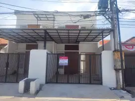 JUAL RUMAH RUNGKUT ASRI TENGAH MURAH BARU 2 LANTAI MODERN CANTIK SHM