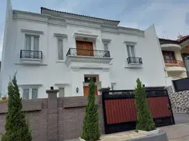 Dijual Cepat Rumah Mewah 2Lt di Pulomas, Jakarta Timur