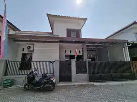 Rumah Cluster Bagus Siap Pakai Dekat Tol Klodran