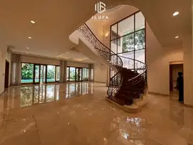 Disewakan Rumah Mewah kondisi bagus terawat area Pejaten Kemang