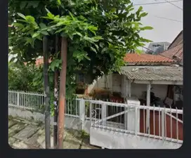 Mampang Prapatan  rumah tua strategis dekat Jl. Rasuna Said