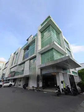 Ruko gandeng hoek dan badan griya kemayoran dekat food centrum
