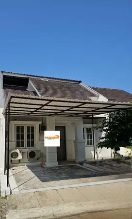 Dijual rumah cantik 1 lantai kotawisata